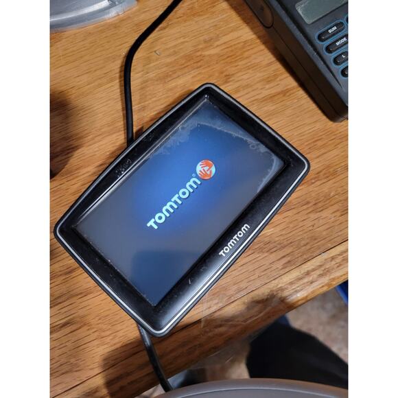 NEW TomTom ONE XL and an XL GPS Systems - Picture 2 of 16
